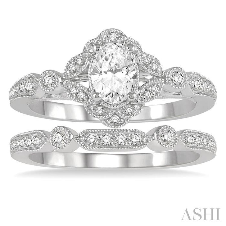 Custom Engagement Rings: Make Your Proposal Truly Unforgettable