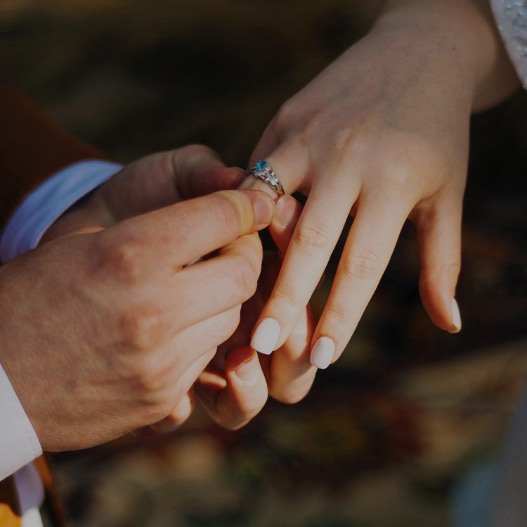 Why Elegant Engagement Rings Are the New Luxury Trend