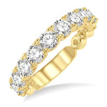Load image into Gallery viewer, 2 Ctw Lattice Round Cut Diamond Wedding Band in 14K Yellow Gold