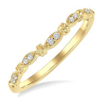Load image into Gallery viewer, 1/20 Ctw Marquise Link Round Cut Diamond Wedding Band in 14K Yellow Gold