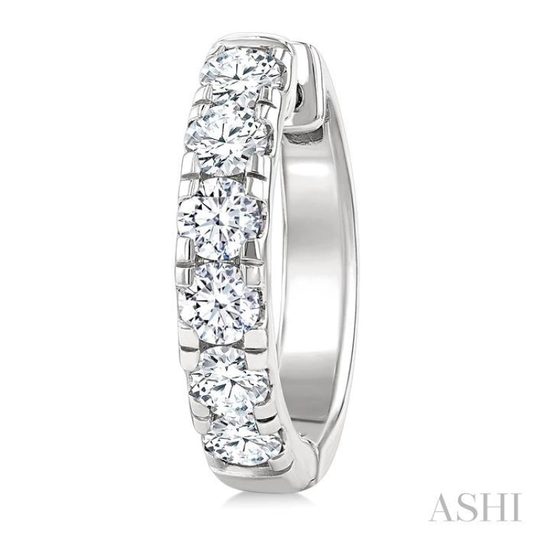 Engagement Rings Vs Engagement Wedding Ring Sets: Which One Defines Your Forever?