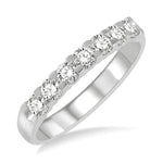 Load image into Gallery viewer, 1/2 Ctw 7 Stone Round Cut Diamond Wedding Band in Platinum
