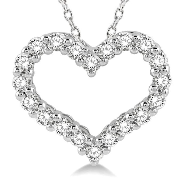 1/2 Ctw Heart Shape Round Cut Diamond Pendant With Chain in 14K White Gold