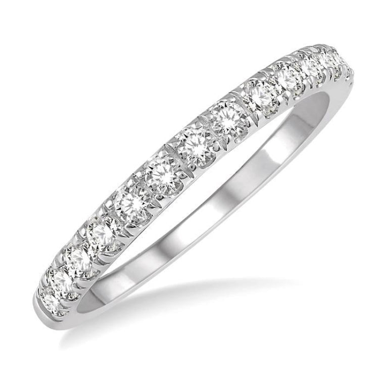 1/2 Ctw Round Cut Diamond Wedding Band in 14K White Gold