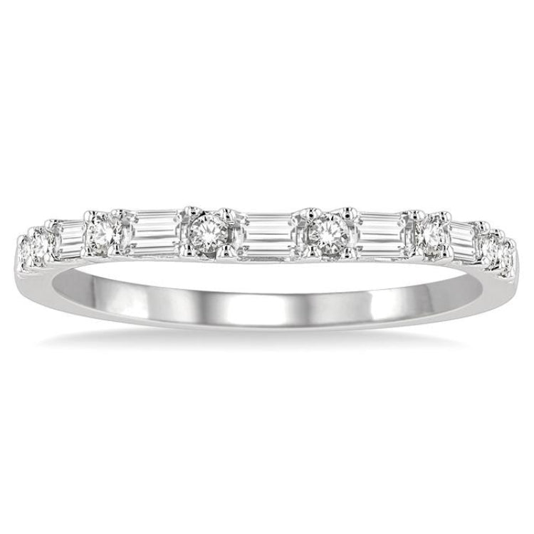 1/3 Ctw Baguette and Round Cut Diamond Wedding Band in 14K White Gold