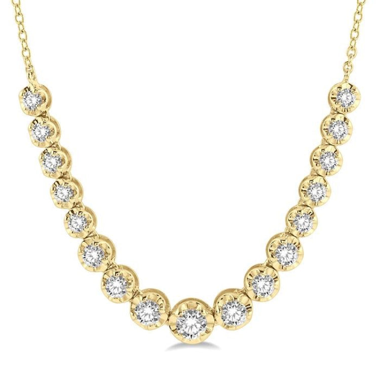 1 Ctw Round Cut Diamond Illusion Necklace in 10K Yellow Gold