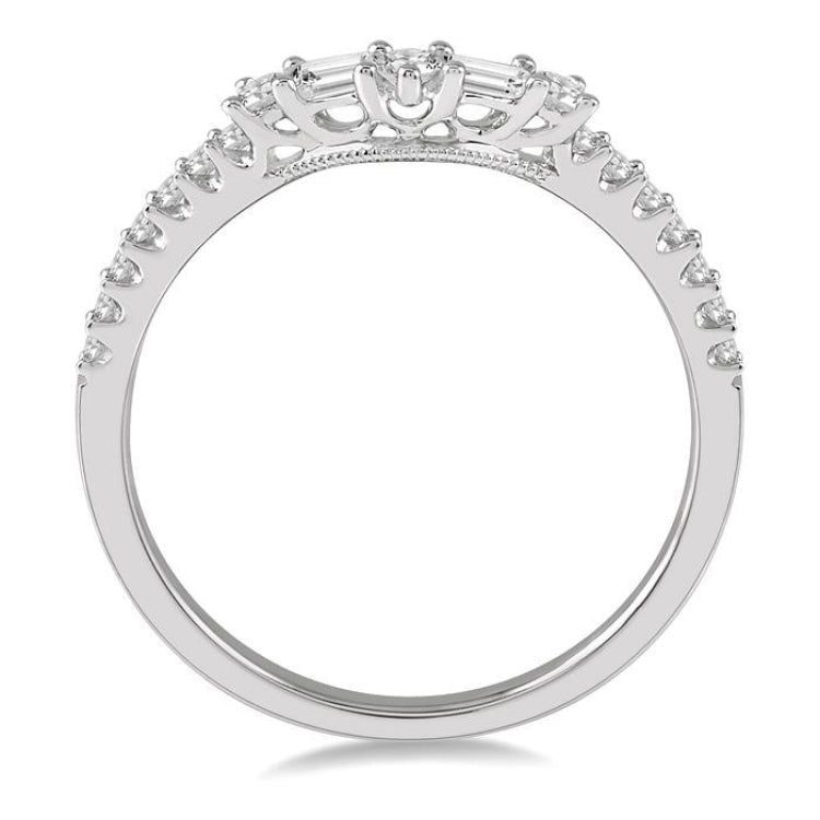 1/3 Ctw Chevron Center Baguette and Round Cut Diamond Band in 14K White Gold