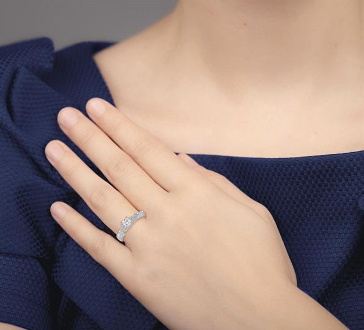 1/10 Ctw Princess Cut Center Semi-Mount Diamond Leaf Motif Engagement Ring in 14K White Gold