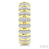 1/4 Ctw Ribbed Round Cut Diamond Pirouette Half Hoop Earrings in 14K Yellow Gold