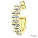 1/4 Ctw Ribbed Round Cut Diamond Pirouette Half Hoop Earrings in 14K Yellow Gold