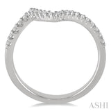 1/5 Ctw Chevron Shank Round Cut Diamond Wedding Band in 14K White Gold