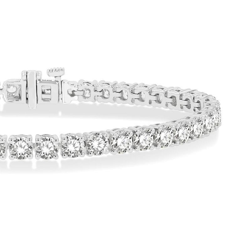 10 Ctw Round Cut Diamond Tennis Bracelet in 14K White Gold