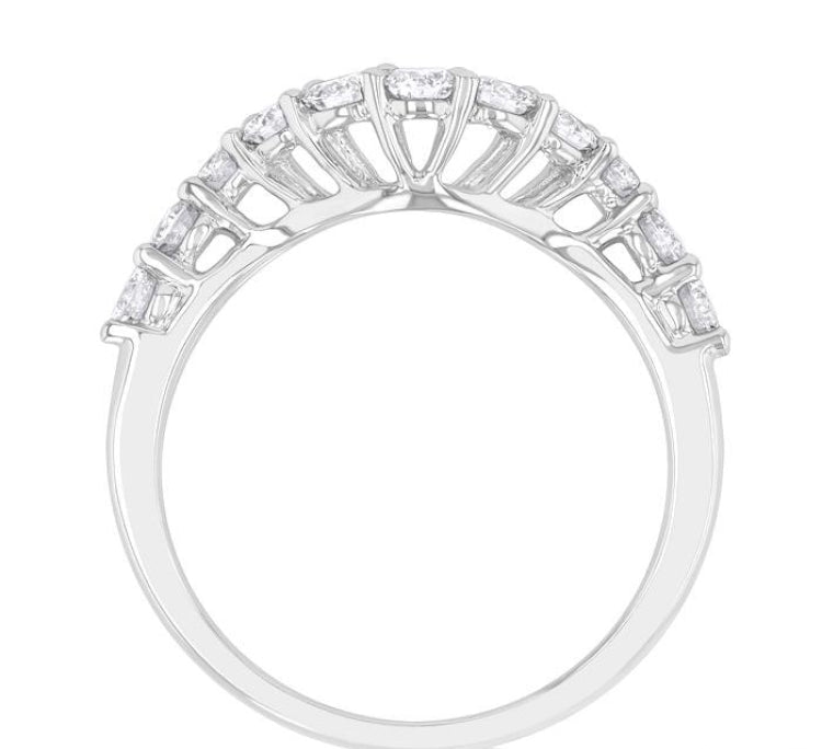 3/4 Ctw Curved Round Cut Diamond Wedding Band in 14K White Gold