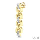 1/10 Ctw Bold Panther Link Round Cut Diamond Fashion Earrings in Yellow Gold Vermeil