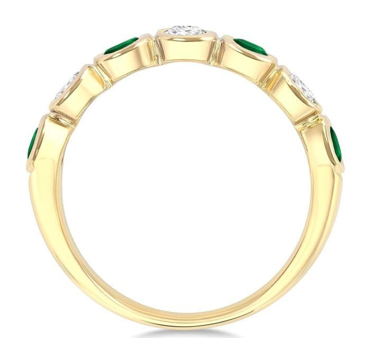 4X3 MM Oval Shape Emerald and 1/2 Ctw Oval Cut Diamond 7 Stone Bezel Set Precious Fashion Band in 14K Yellow Gold