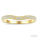1/6 Ctw Etched and Milgrain Highlighted Round Cut Diamond Wedding Band in 14K Yellow Gold