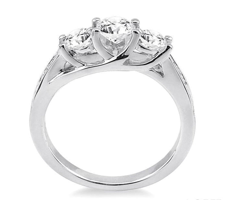 1/2 Ctw Diamond Engagement Ring with 1/4 Ct Round Cut Center Stone in 14K White Gold