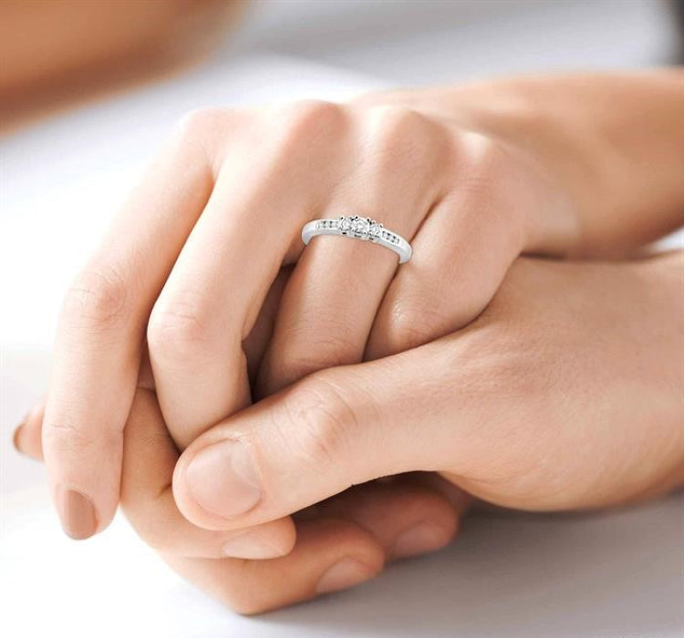 1/4 Ctw Nine Stone Round Cut Diamond Engagement Ring in 14K White Gold