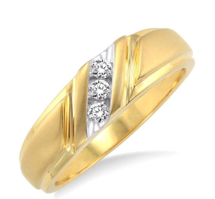 1/8 Ctw Round Cut Diamond Men's Band in 14K Yellow Gold
