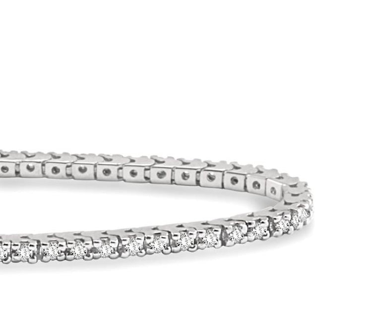 1 Ctw Square Shape Round Cut Diamond Tennis Bracelet in 14K White Gold
