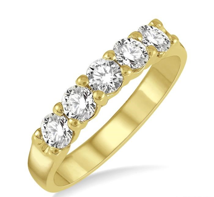 3/4 Ctw 5 Stone Round Cut Diamond Wedding Band in 14K Yellow Gold