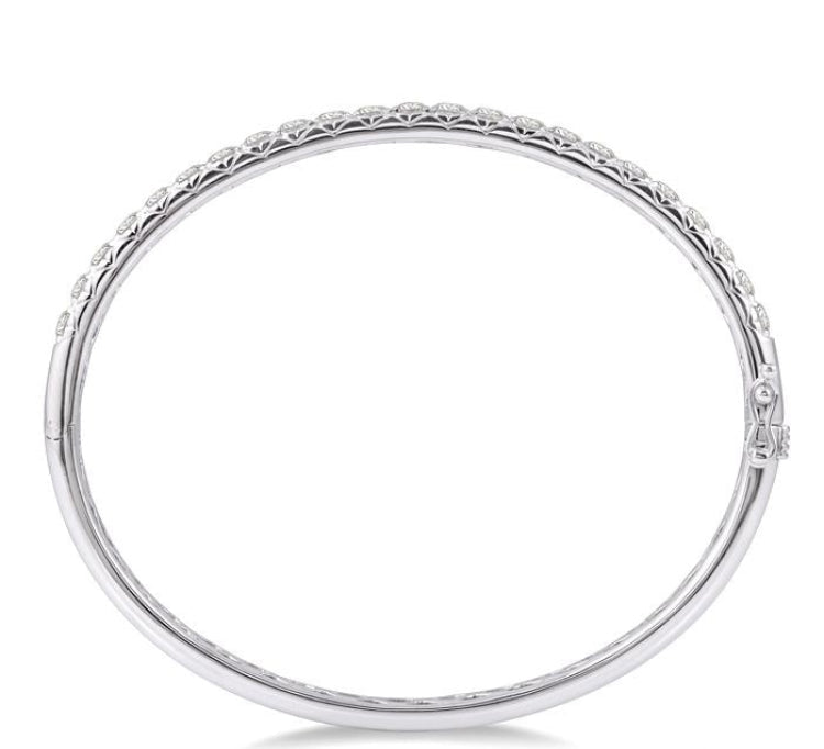 3 Ctw Round Cut Diamond Bangle in 14K White Gold