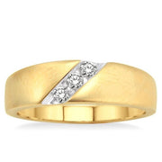 1/8 Ctw Round Cut Diamond Women's Ring in 14K Yellow Gold
