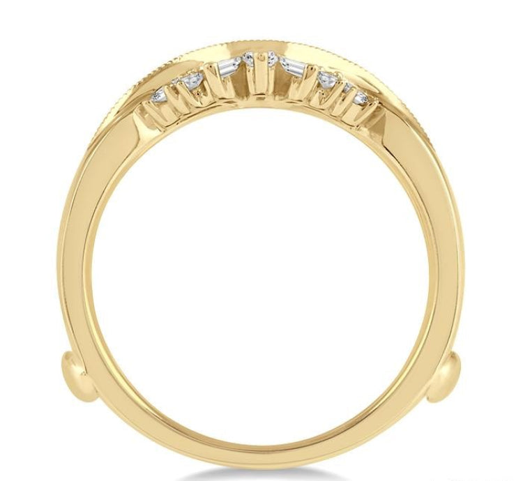 1/2 Ctw Curved Center Baguette Tower and Round Cut Diamond Insert Ring in 14K Yellow Gold
