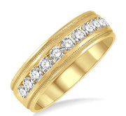 1 Ctw Parallel Milgrain & Niched Center Round Cut Diamond Men's Wedding Band in 14K Yellow Gold