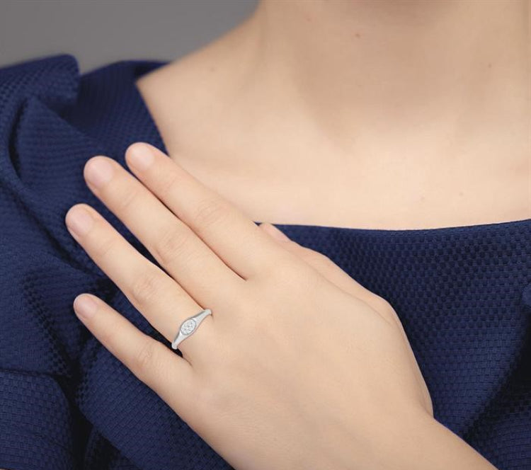 1/8 Ctw Oval Shape Lovebright Diamond Ring in 14K White Gold