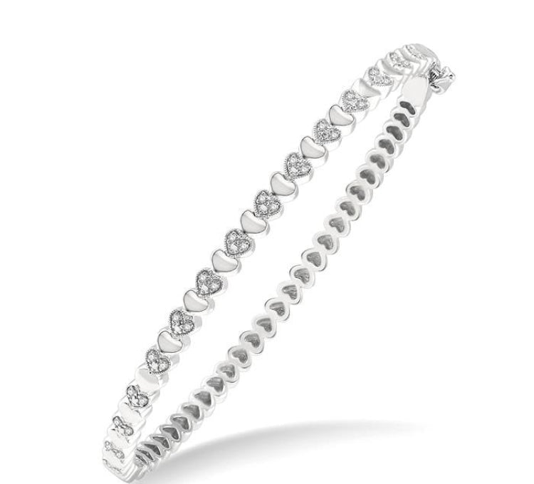 1/6 Ctw Puffed Heart Plain and Round Cut Diamond Bangle in Sterling Silver