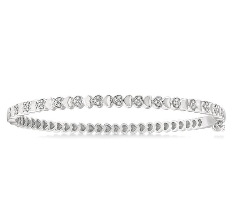 1/6 Ctw Puffed Heart Plain and Round Cut Diamond Bangle in Sterling Silver