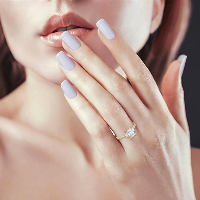 5/8 Ctw Fusion Baguette and Round Cut Diamond Fashion Ring in 14K Yellow and White Gold
