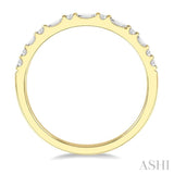 1/3 Ctw Alternating Baguette and Round Cut Diamond Wedding Band in 14K Yellow Gold