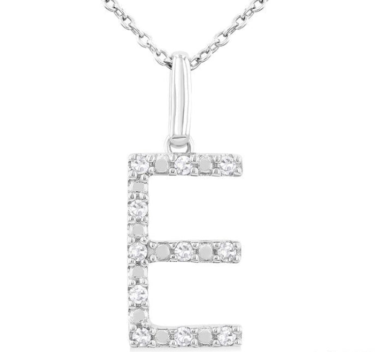 1/10 Ctw Initial 'E' Round Cut Diamond Fashion Pendant With Chain in Sterling Silver