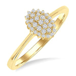 Load image into Gallery viewer, 1/6 Ctw Petite Oval Shape Round Cut Diamond Cluster Fashion Ring in 10K Yellow Gold