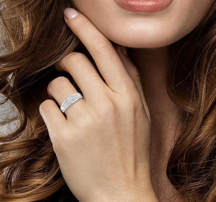 1/8 Ctw Round Cut Diamond Engagement Ring in 10K White Gold