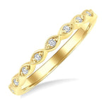 Load image into Gallery viewer, 1/10 Ctw Marquise Mount Link Round Cut Diamond Wedding Band in 14K Yellow Gold