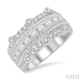 1 Ctw Round Cut and Baguette Diamond Wedding Band in 14K White Gold